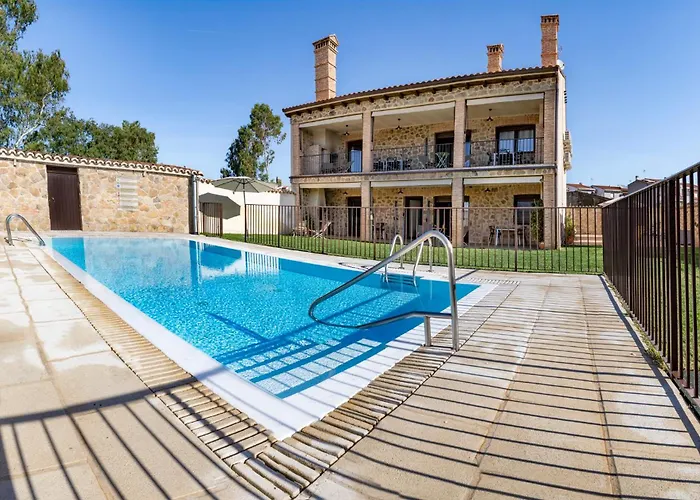 Apartamentos Rurales Posada De Monfraguee Con Jacuzzi