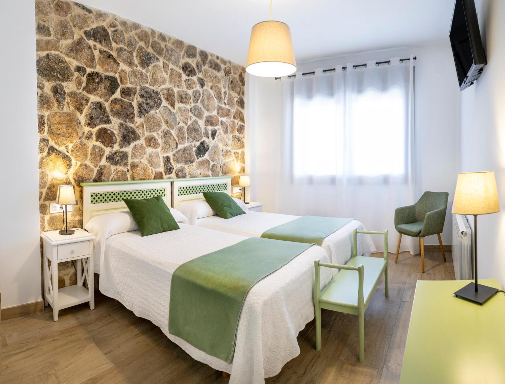 Rurales De Monfraguee Con Jacuzzi Apartamento